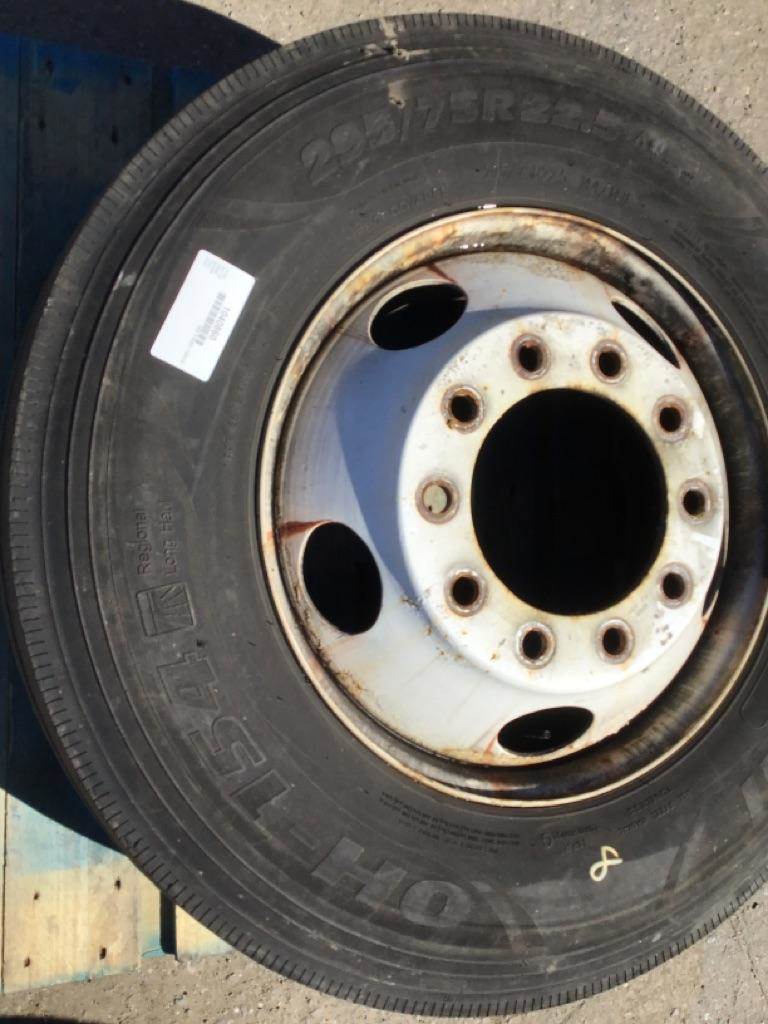 Tire For Sale Fitchburg, MA 1040860