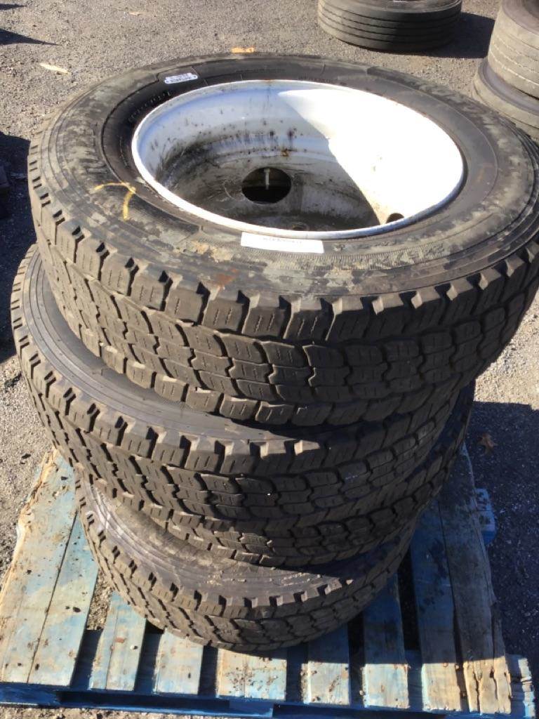 Tire For Sale Fitchburg, MA 1042911
