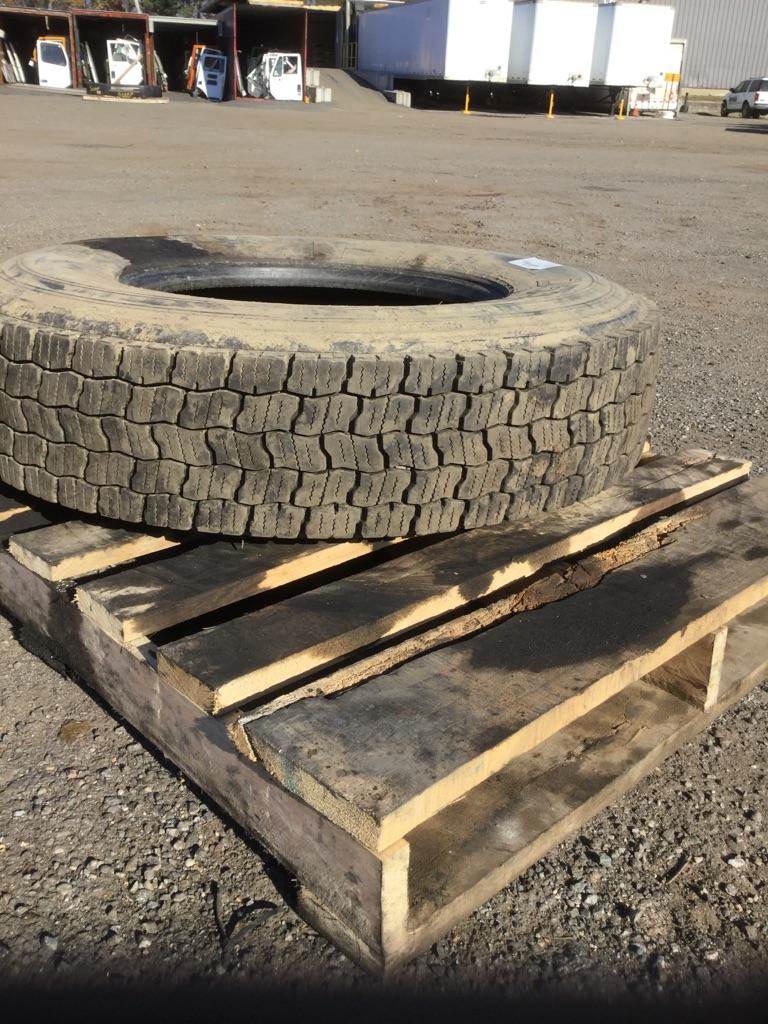 Tire For Sale Fitchburg, MA 1043471