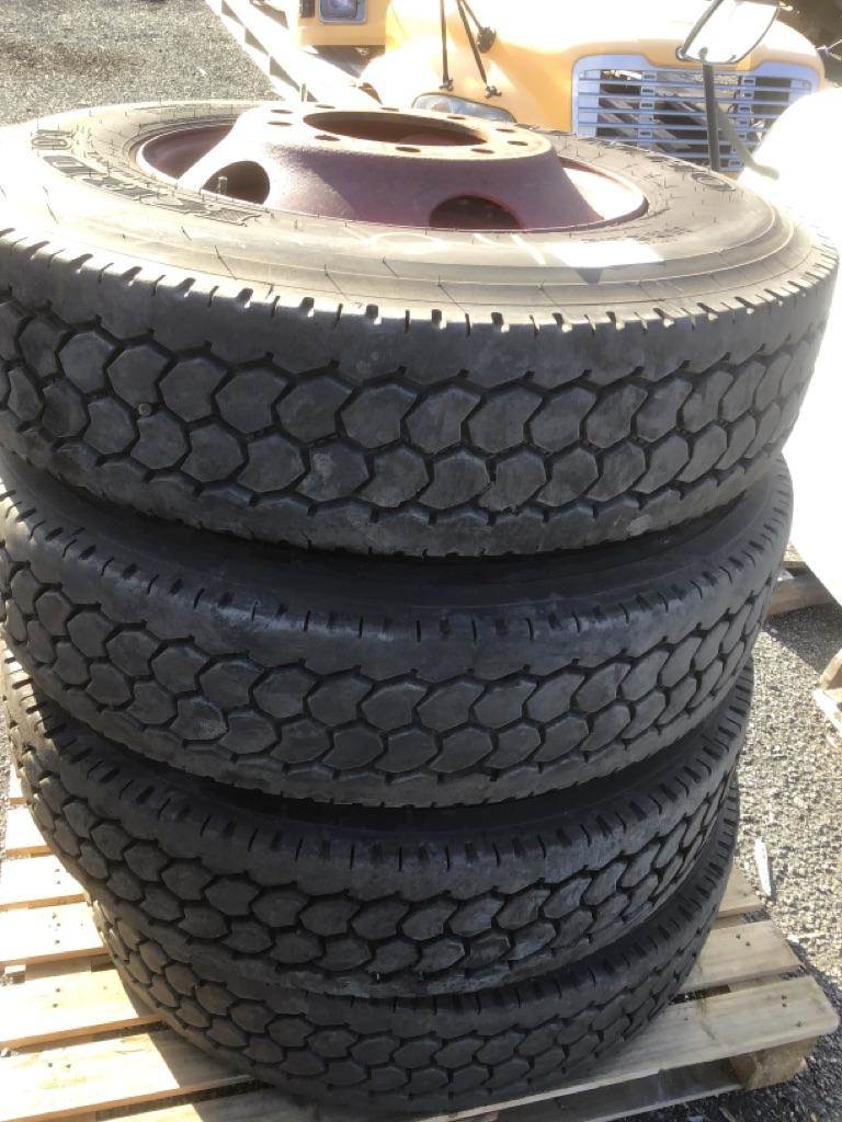 Tire For Sale Fitchburg, MA 1044506