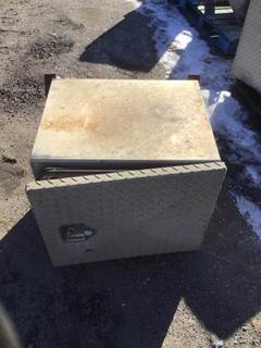 Good used take off Aluminum tool box. 