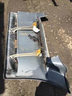 Freightliner Cascadia Left Truck Skirt