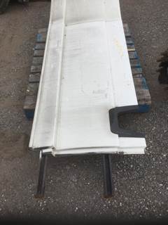 Freightliner Cascadia Right Truck Skirt for a Freightliner CASCADIA 125BBC