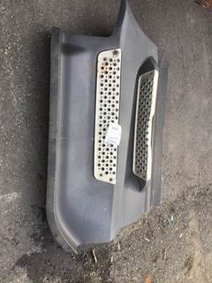 International LT625 Right Truck Skirt