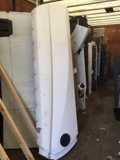 Kenworth T680 Right Truck Skirt