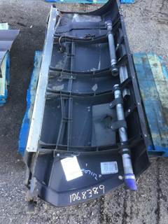 Kenworth T680 Left Truck Skirt