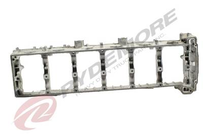 Detroit DD15 Valve Cover