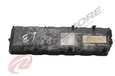 International MaxxForce DT Valve Cover