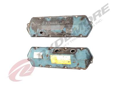 International T444E Valve Cover