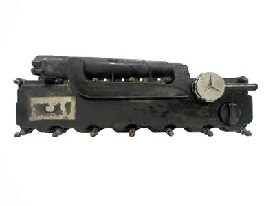 Mercedes-Benz OM926 Valve Cover for a Mercedes OM926