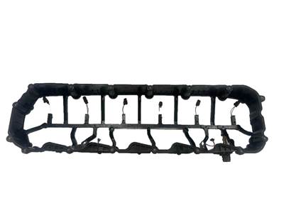 Paccar MX-13 Valve Cover