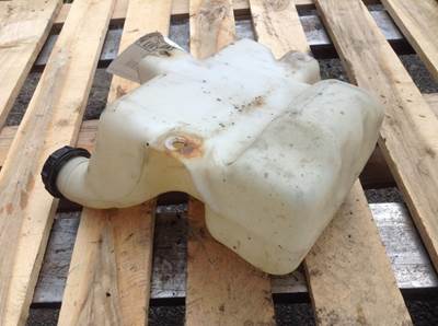 Freightliner M2 Windshield Washer Reservoir for a 2011 Freightliner M2 112