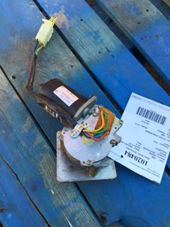 Freightliner FL70 Windshield Wiper Motor