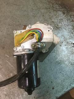 Freightliner FL80 Windshield Wiper Motor