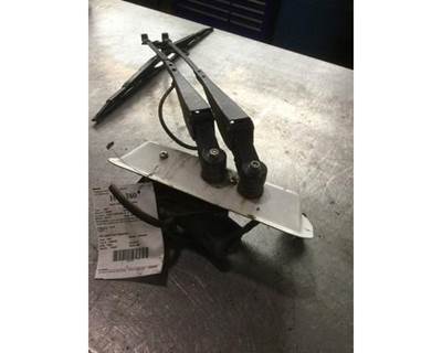 Mack MR Right Windshield Wiper Motor