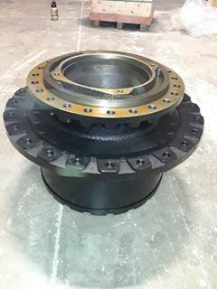 John Deere 670GLC Final Drive