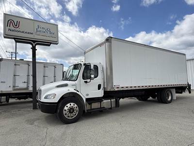 Freightliner M2 106 26 ft Box Truck - 250HP, Automatic, Liftgate
