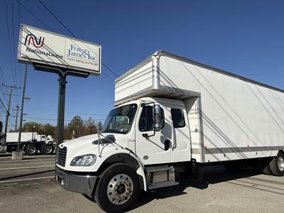 Freightliner M2 106 26 ft Box Truck - 260HP, Automatic, Swing Door