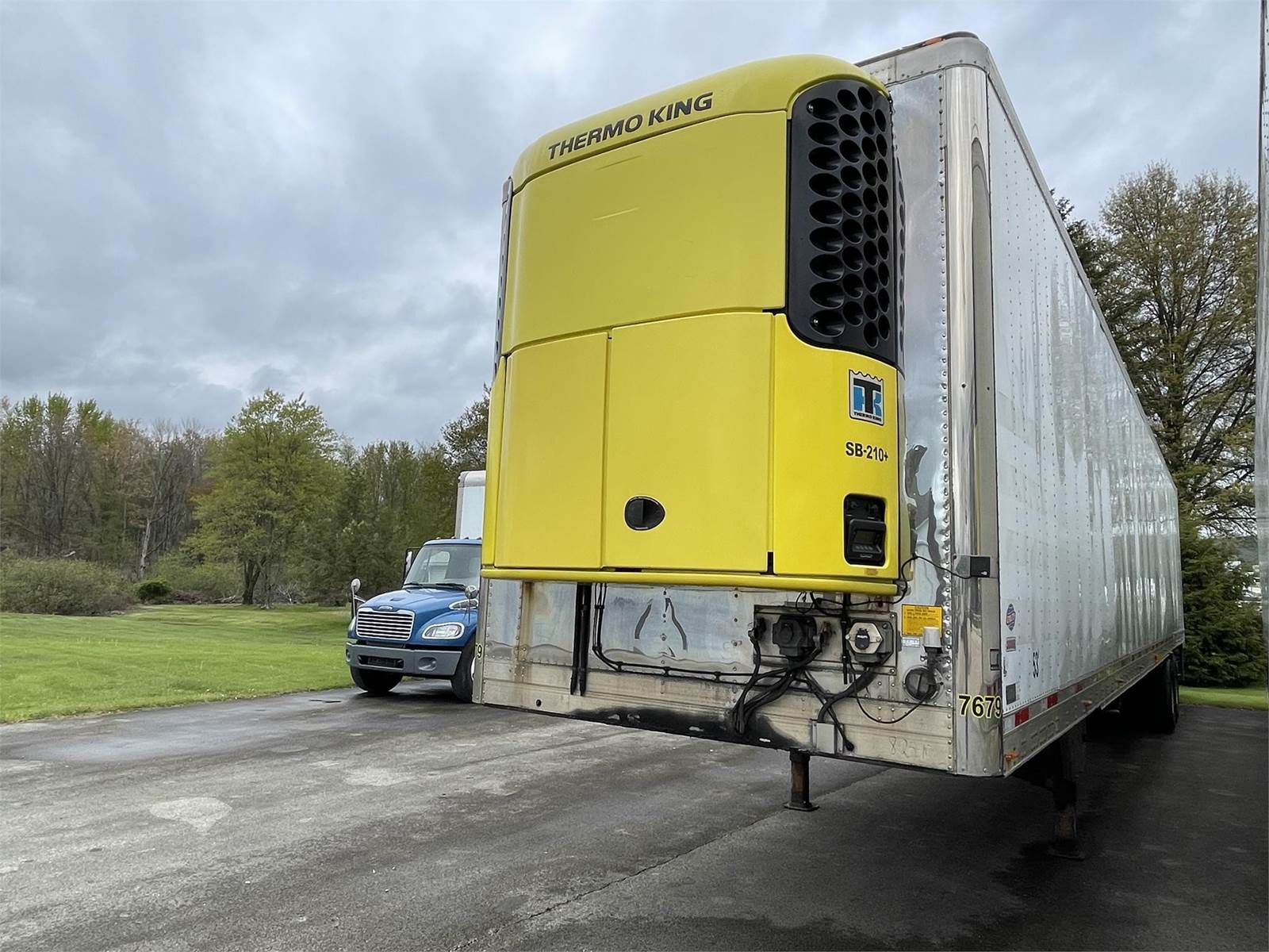2011 UTILITY 3000R 53 ft Reefer Trailer Swing Door, Thermo King For
