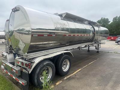 Polar 7000 Gallon Chemical / Acid Tank Trailer