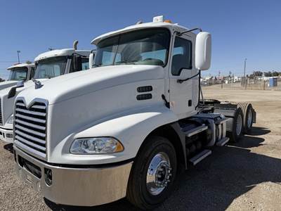 Mack Pinnacle CXU613 Day Cab Truck - MP8 445HP, 10 Speed Manual