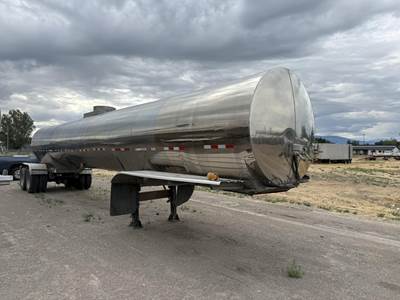 Beall 6700 GALLON - FOOD GRADE - REAR DISCHARGE Food Grade Tanker Trailer