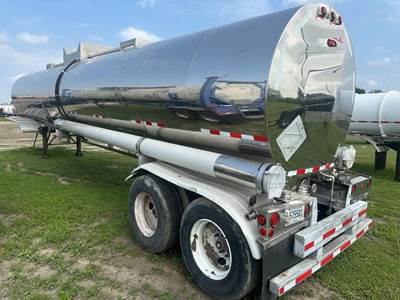 BULK 7000 GALLON - STAINLESS - AIR RIDE Non Code Tank Trailer
