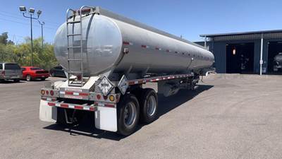 Beall 9400 GALLON - 4 COMPARTMENT Non Code Tank Trailer
