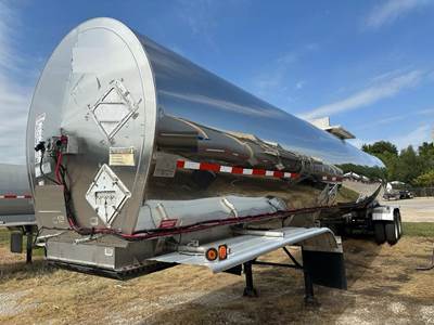 Brenner 7700 GALLON STAINLESS Non Code Tank Trailer