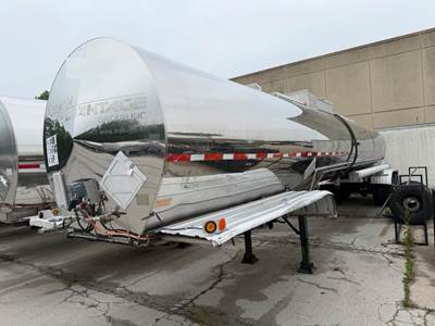 Polar 5500 GALLON - STAINLESS - REAR DISCHARGE Non Code Tank Trailer