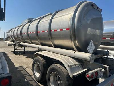 Tremcar 8000 GALLON - STAINLESS Non Code Tank Trailer