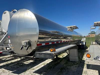 Walker 5000 GALLON - FOOD GRADE - AIR RIDE Non Code Tank Trailer