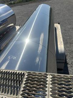 2003 Walker 5000 GALLON - STAINLESS - REAR DISCHARGE Non Code Tank ...