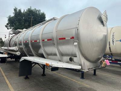 West-Mark 8000 GALLON - CONICAL - STAINLESS Non Code Tank Trailer