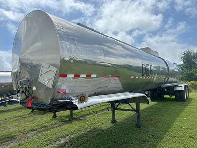 Polar 6800 GALLON - STAINLESS - REAR DISCHARGE Waste / Sludge Tank Trailer