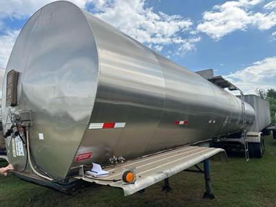 TEC 6500 GALLON - STAINLESS - REAR DISCHARGE Waste / Sludge Tank Trailer
