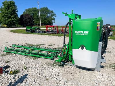 Hustler APPLIC8R LX1150 3 Point Mounted Sprayer