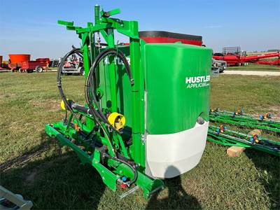 Hustler APPLIC8R LX1150 3 Point Mounted Sprayer