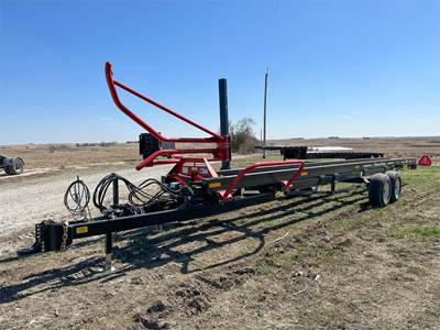 Farm King 1450 Bale Accumulator