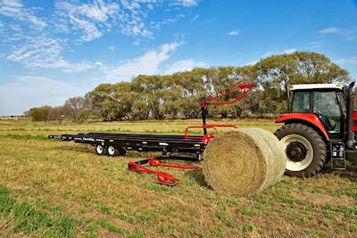 Farm King 2450 Bale Accumulator