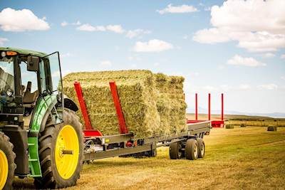 Farm King 4480XD Bale Accumulator