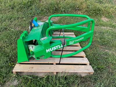 Hustler SOFTHANDS LM100 Bale Grabber