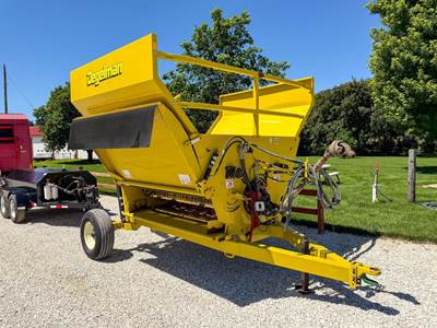 Degelman 3100 Bale Processor