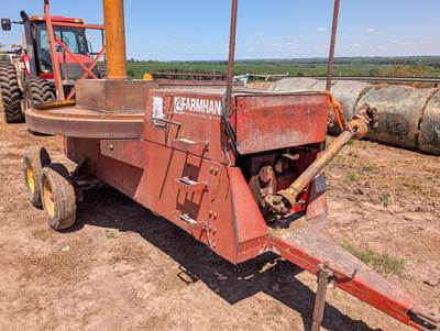 Farmhand 900B Bale Processor