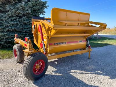 Haybuster 2100 Bale Processor