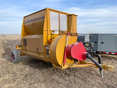 Haybuster 2574 Bale Processor