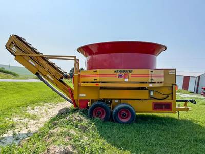Haybuster H1000 Bale Processor