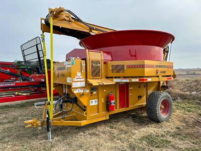 Haybuster H1135 Bale Processor