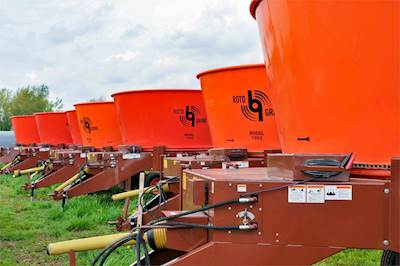 ROTO GRIND 1090 Bale Processor