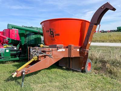 ROTO GRIND 1090 Bale Processor
